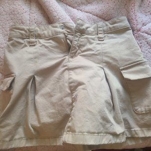 Pleated cargo skirt